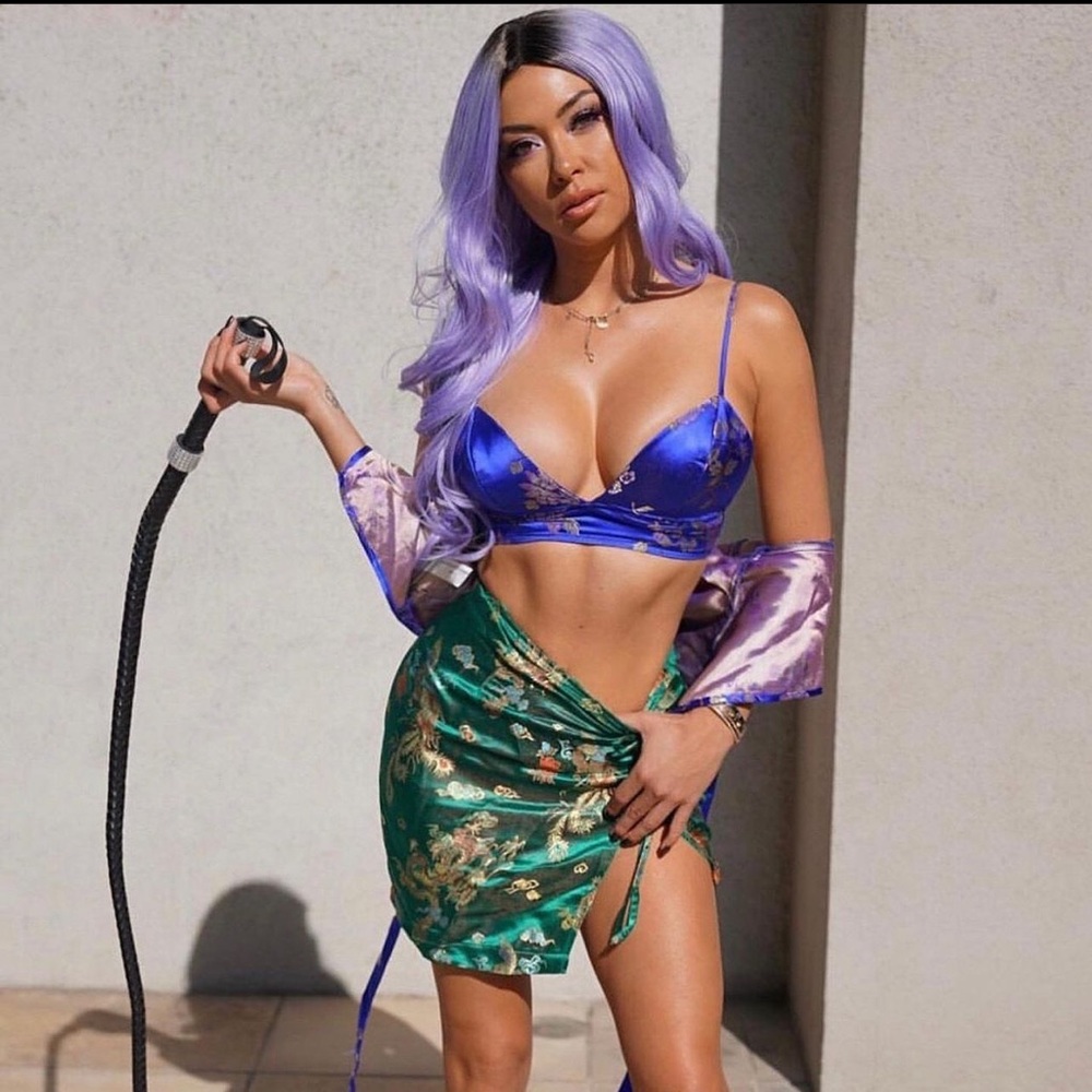 Purple Wig - Picture 3 of 10
